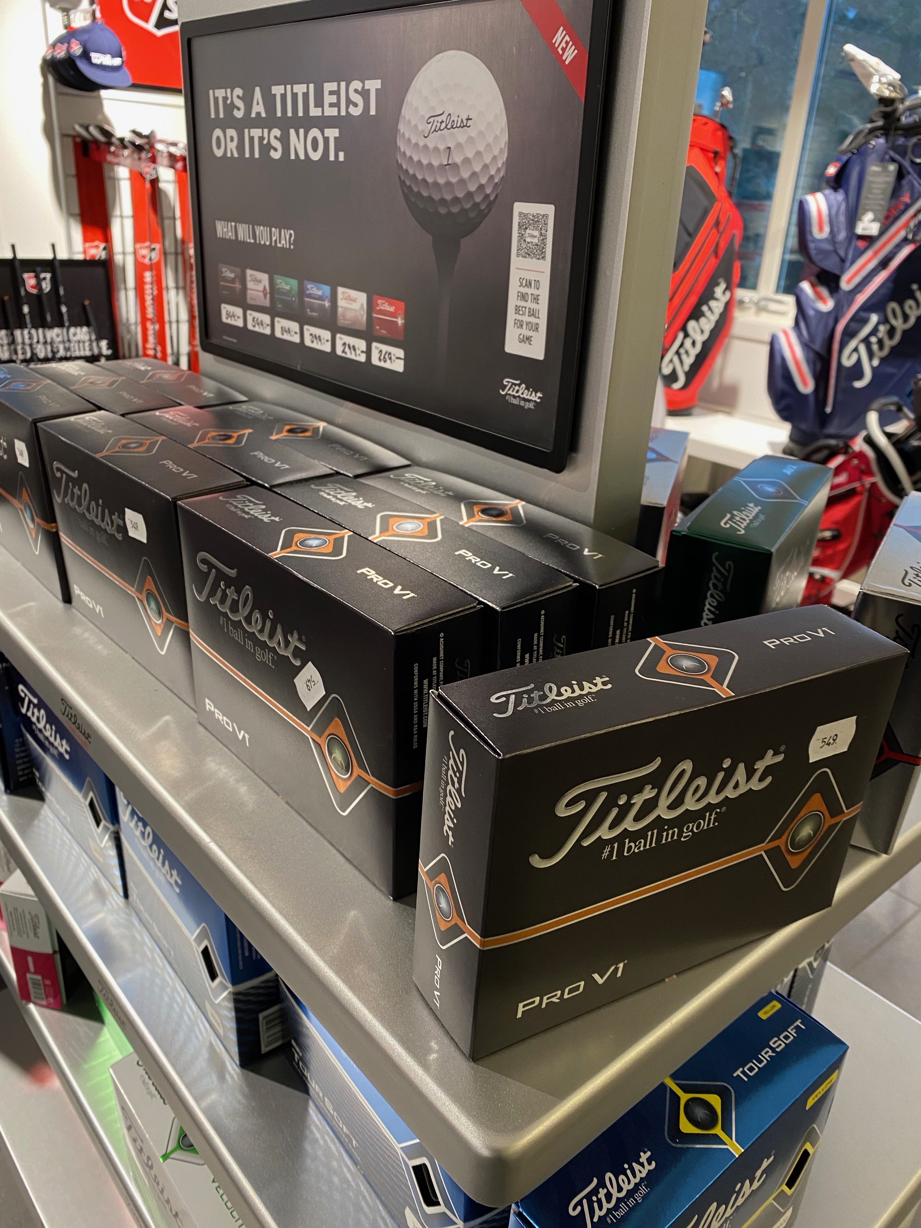 Titleist släpper en ny V1 och V1x till nästa år! 3 för 2.